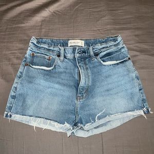 Abercrombie & Fitch Mom Shorts